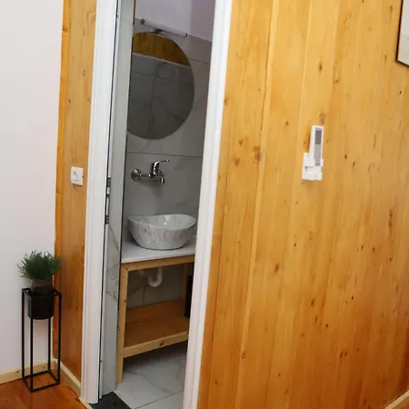 Airport Comfort Nest 1 Maison d'hôtes Kamez